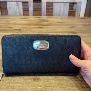 Michael Kors Travel Wallet